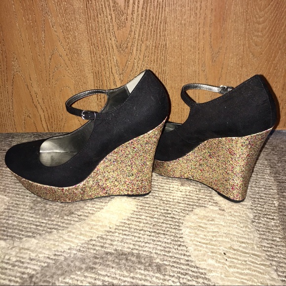 Wedges - Picture 4 of 5
